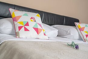 Laidback Apartments
