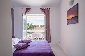 Laidback Apartments