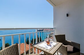 Apartments Lazarin