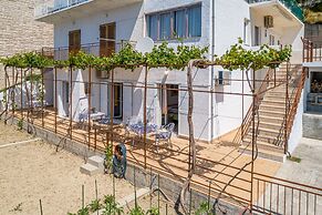 Rooms Sani