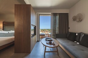 Castello Infinity Suites - Adults Only