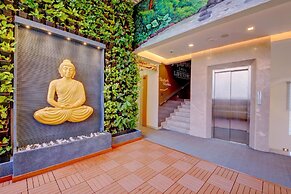 Dhruva Inn