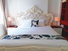 Cala South Beach Villas