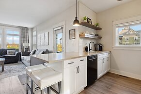 Rivergrass Condos