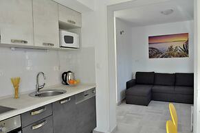 Apartment Meryl