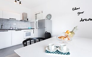 Apartment Black & White