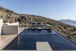 Nimbus Santorini