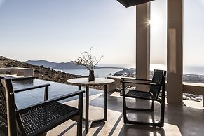 Nimbus Santorini