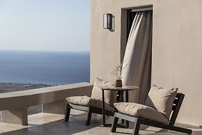 Nimbus Santorini