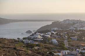 Nimbus Santorini