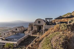 Nimbus Santorini
