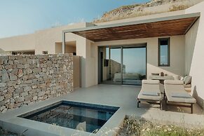 Santorini Sky, Luxury Resort