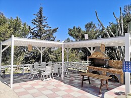 Louis Luxury Villa