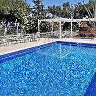 Louis Luxury Villa
