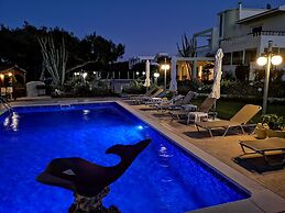 Louis Luxury Villa