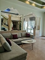 Louis Luxury Villa