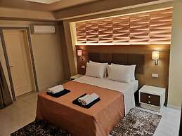 Louis Luxury Villa