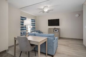 Lighthouse Suites - Best Western Signature Collection