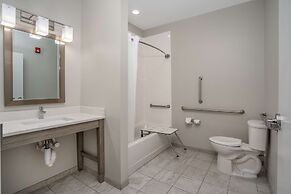 Lighthouse Suites - Best Western Signature Collection