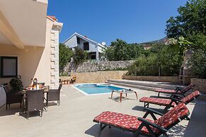 Villa Avoca
