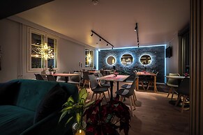 Hotelli Jokipuisto
