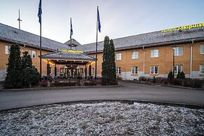 Hotelli Jokipuisto