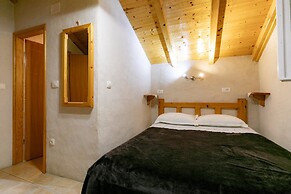 Stone House Harmony