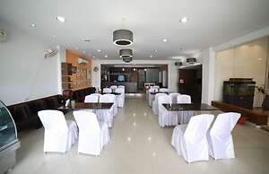 Clarks Inn Express