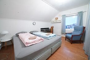 Mary Rooms