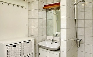 Beachfront Retreat E, 2 Bedrooms, Sea View