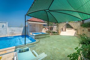 Holiday Home Skrika