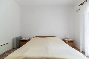 Apartment Alana -