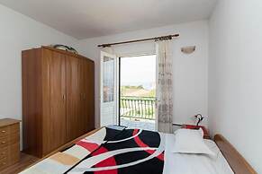 Apartment Alana -
