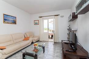 Apartment Alana -