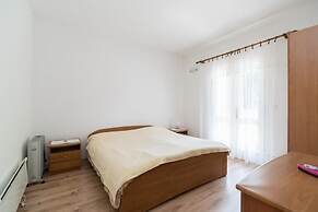 Apartment Alana -