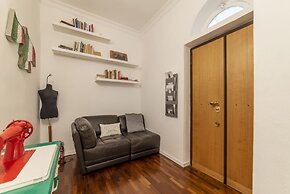 Fontana di Trevi Design Apartment