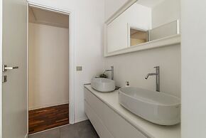 Fontana di Trevi Design Apartment