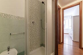Piazza Re di Roma Apartment