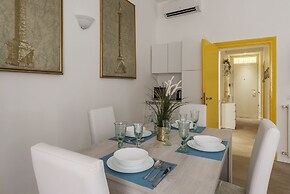 San Lorenzo Modern Flat