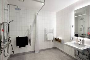 Leonardo Hotel Bristol City
