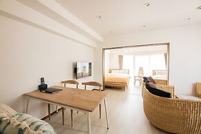 Tomariehotel & condominium