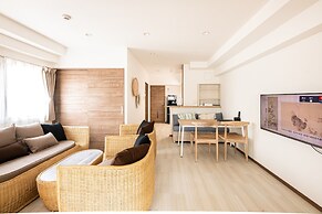 Tomariehotel & condominium