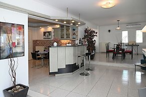 Villa Supreme