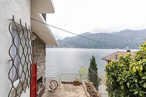 Lovely Studio on the Lake