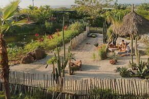 Green Land Bubble Glamping