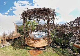 Green Land Bubble Glamping