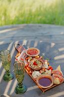 Green Land Bubble Glamping