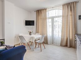 Apartments K & N