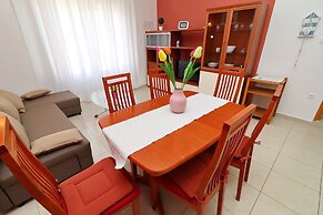 Apartments K & N
