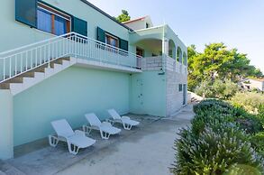 Seafront Holiday Home Marija